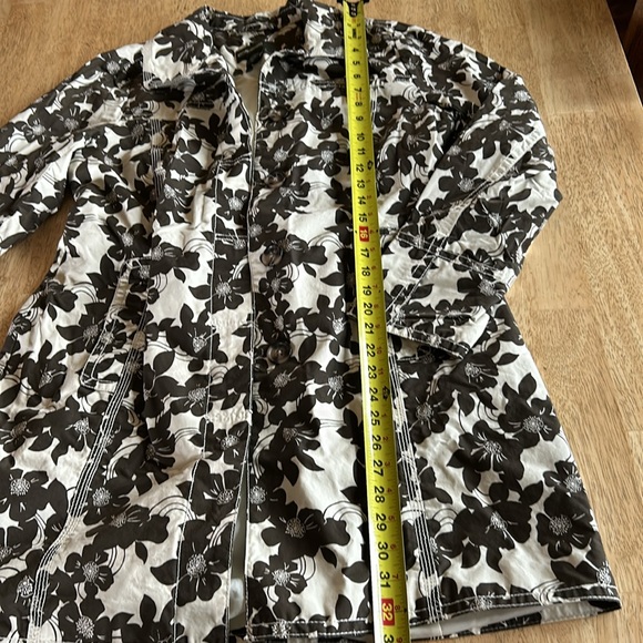 Eddie Bauer jacket - Picture 8 of 13